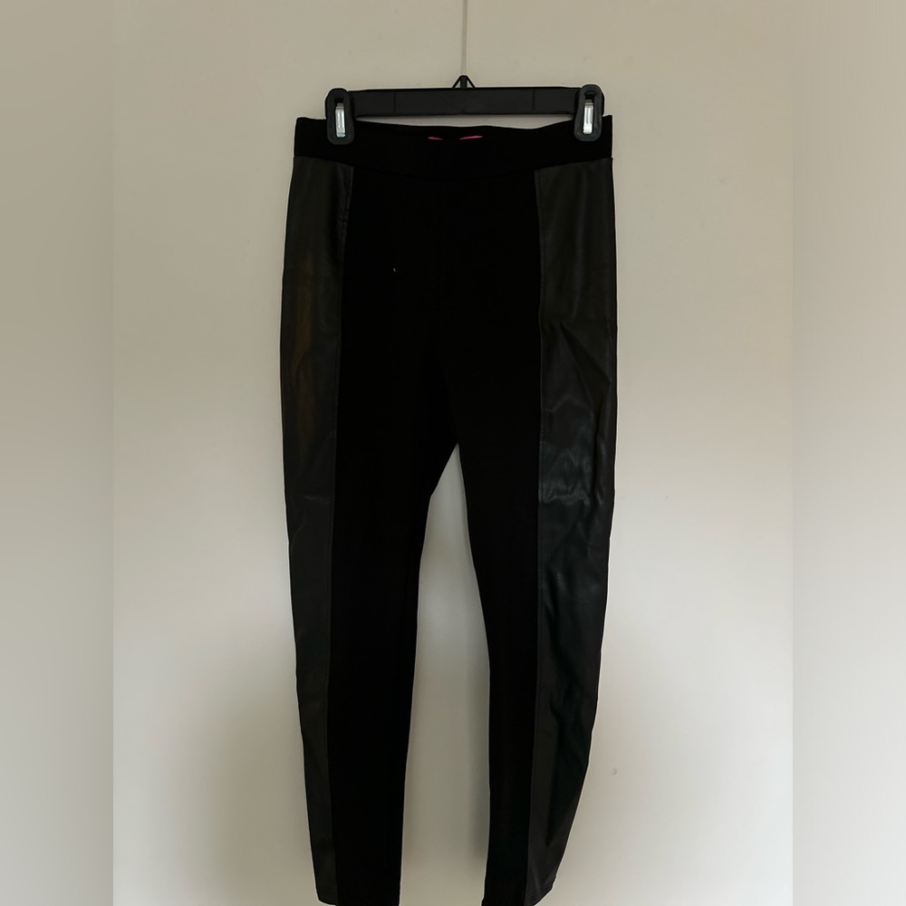 Casio black leggings